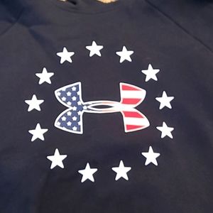 Under Armour Sweatshirt Large